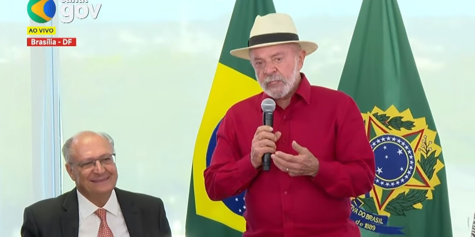 anuncio_de_credito_para_aquisicao_de_caminhoes_e_onibus.jpg