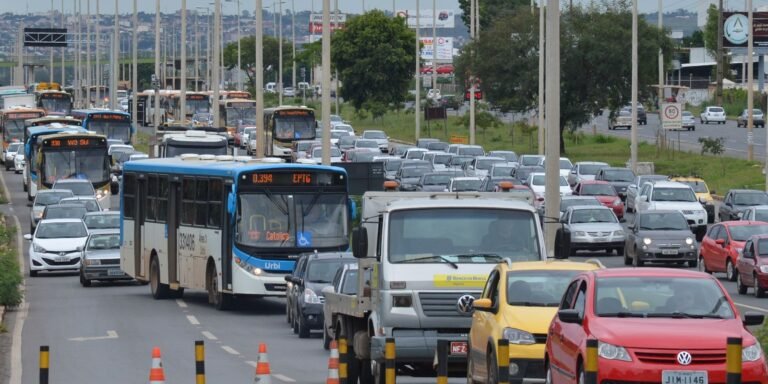 949501-transito20congestionado-3.jpg