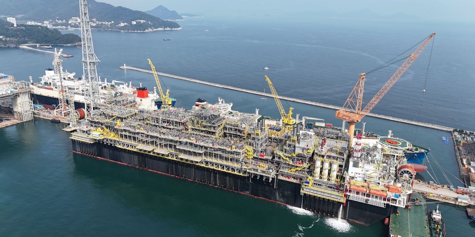 navio_plataforma_p-79.jpg