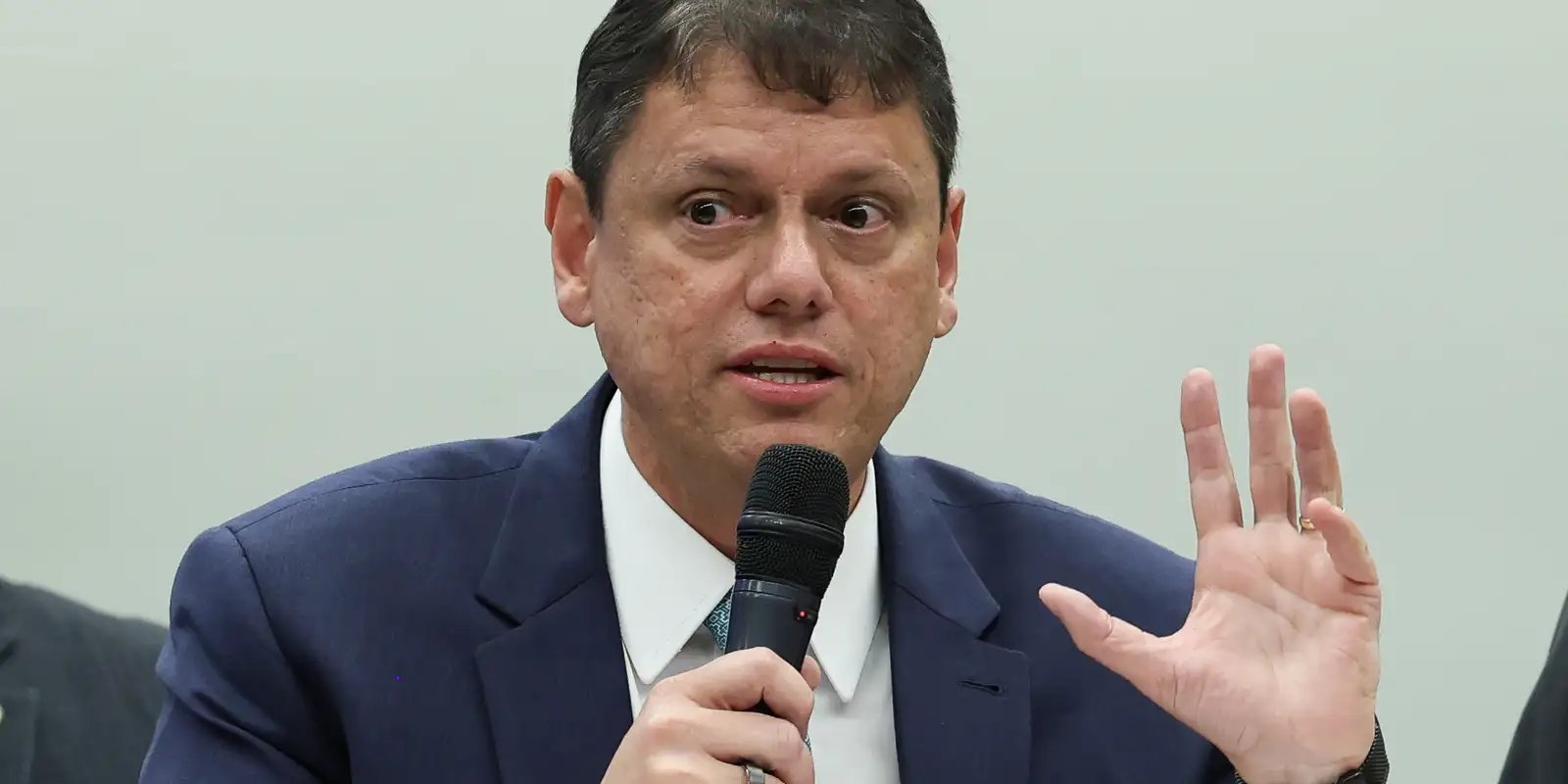 0d9a2080.jpg