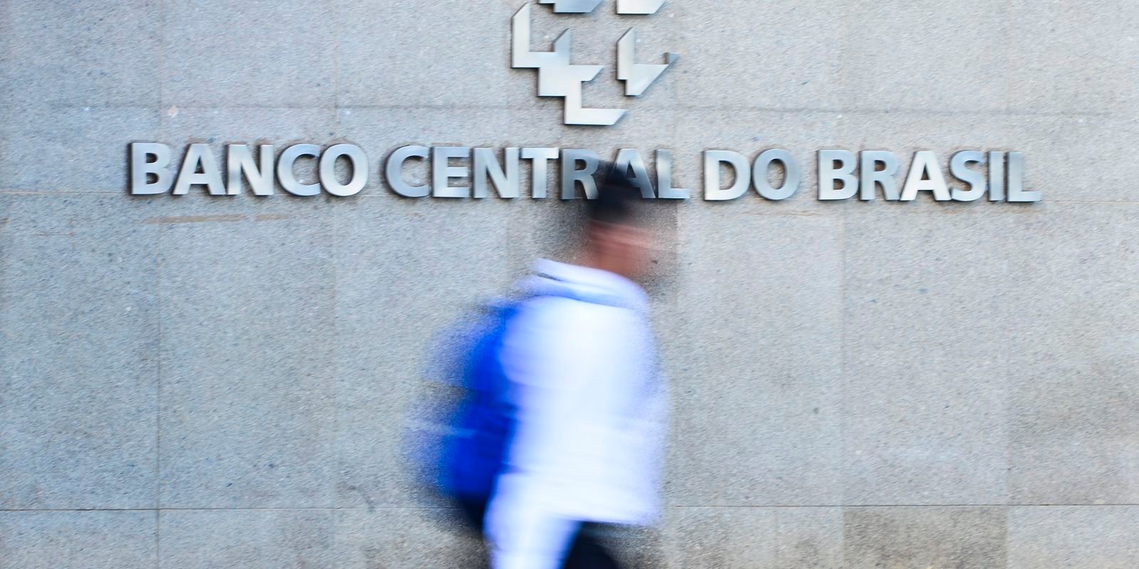 banco_central_mcajr_abr_0104222273_0.jpg