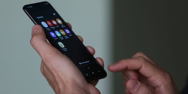uso_de_smartphone_e_celular050720211244.jpg