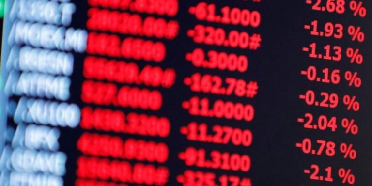 2022-02-24t145512z_1_lynxmpei1n14e_rtroptp_3_global-markets.jpg