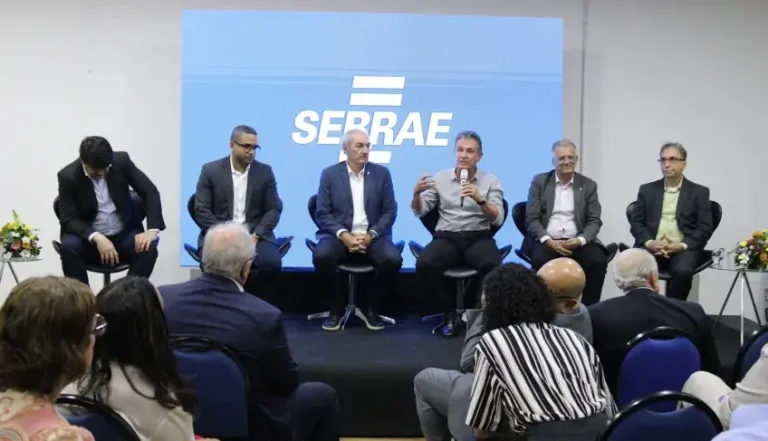 15.10-Atmosfera_Encontro_com_Liderancas_RegionaisML-15.10-Atmosfera_Encontro_com_Liderancas_Regionai.webp