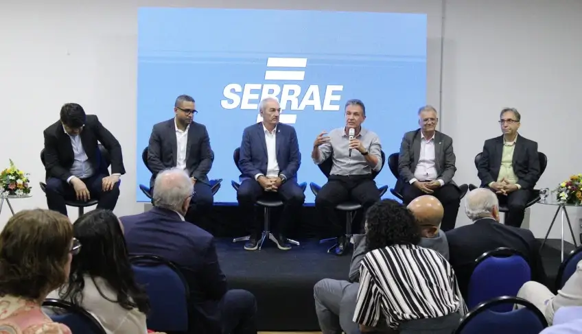 15.10-Atmosfera_Encontro_com_Liderancas_RegionaisML-15.10-Atmosfera_Encontro_com_Liderancas_Regionai.webp
